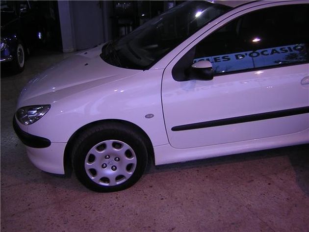 PEUGEOT 206  1.6HDI XS 110