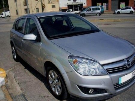 OPEL ASTRA  1.7 CDTI ENJOY 2008 A 10.750  OPORTUNIDAD - Girona