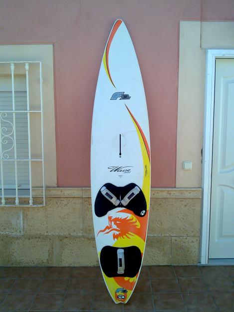 vendo tabla windsur F2 con funda y vela NEILDPRYDEde4,5