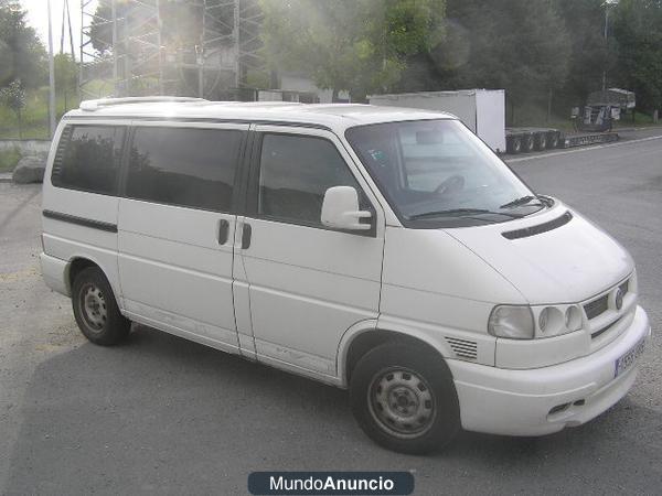 vendo   furgonerta WG multivan T4 TDI 2.5