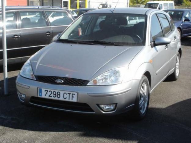 Venta de coche Ford Focus Trend TDCI 115cv 5p. '04 en Tortosa