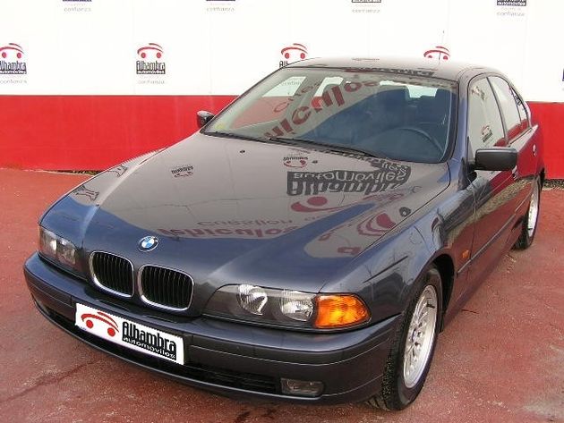 BMW 528 2.8I 4P