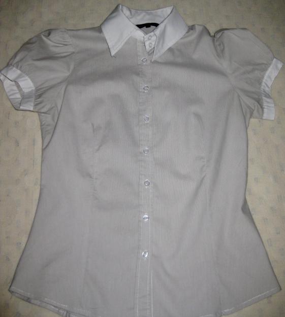 Camisa de manga corta. Talla M