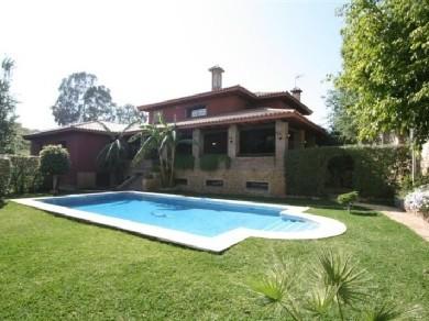 Chalet con 4 dormitorios se vende en Mijas Costa, Costa del Sol