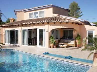 Chalet con 4 dormitorios se vende en Moraira, Costa Blanca