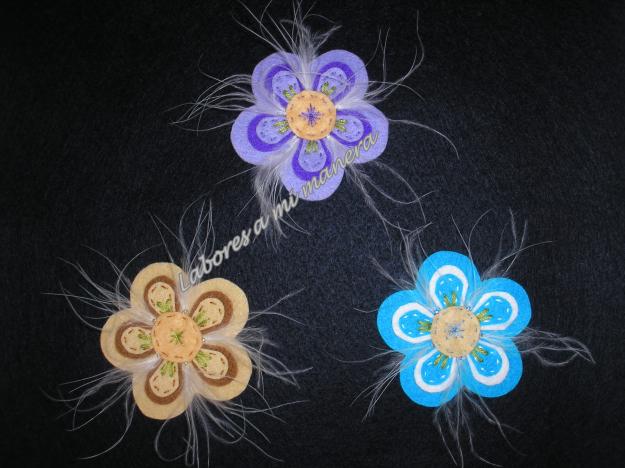 Broches de fieltro