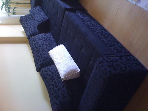 Vendo espléndido Sofa Casi sin uso -1 año -