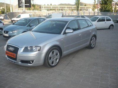 AUDI A3 SPORTBACK 2.0 TDI AMBIENT - Barcelona