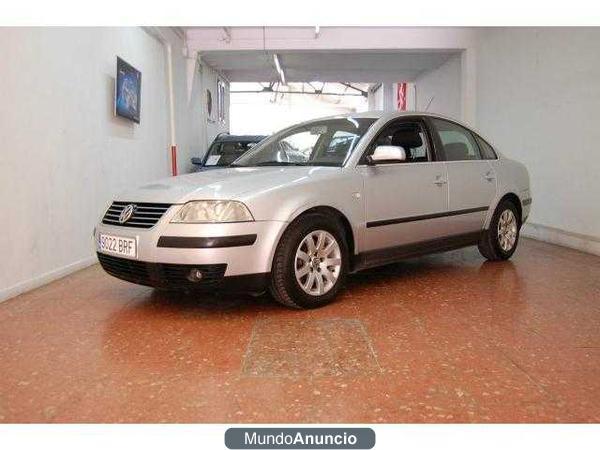 Volkswagen Passat 1.8T Highline   ---NACIONAL--