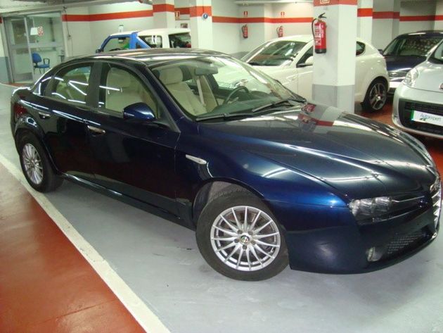 ALFA ROMEO 159  2.4JTDM ELEG.Q-TR. 200