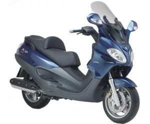 PIAGGIO X9 500