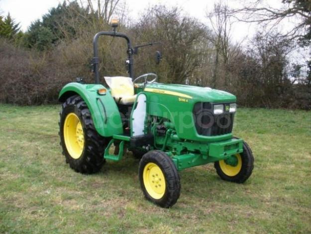 Tractor John Deere 5055E