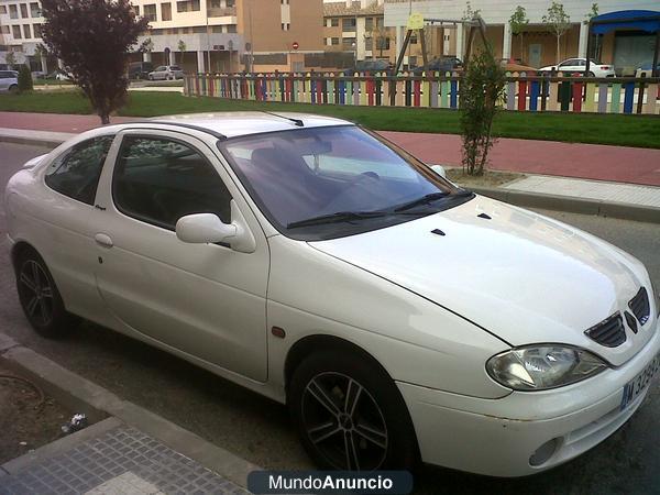 VENDO RENAULT MEGANE COUPE