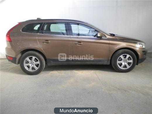 Volvo XC60 D5 AWD Momentum Auto