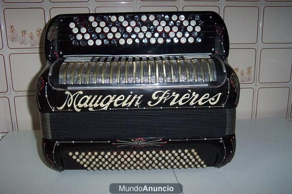 Acordeon MAUGEIN FRERES