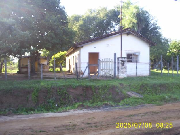 vendo casaquinta antigua en luque, paraguay