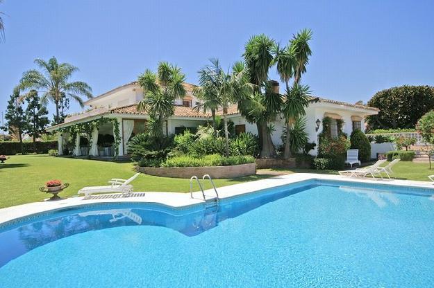 Villas a la venta en Guadalmina Baja Costa del Sol