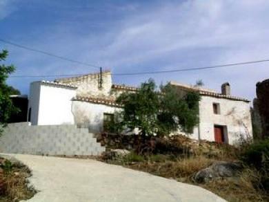 Chalet con 7 dormitorios se vende en Comares, Axarquia