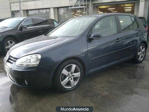 Volkswagen Golf 1.6 5 Puertas Sportline  REES