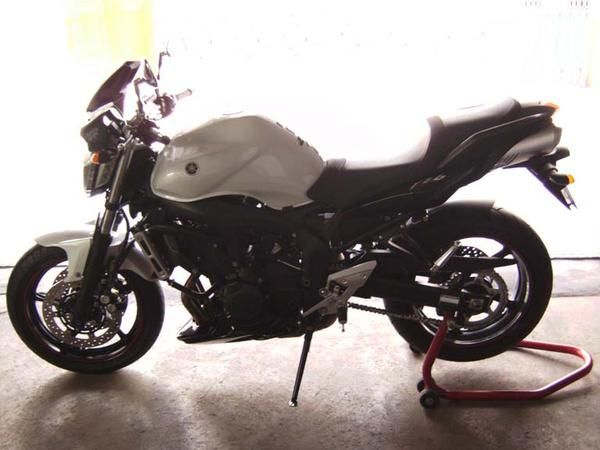 SE VENDE YAMAHA FZ6 S2