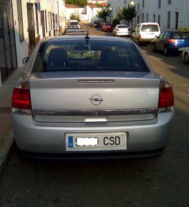 OPEL VECTRA 2.2 DTI  - BADAJOZ