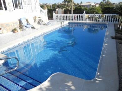 Chalet con 2 dormitorios se vende en Ciudad Quesada, Costa Blanca