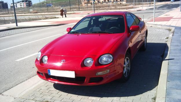 SE VENDE TOYOTA CELICA 1.8 16V. ST AÑO 1998