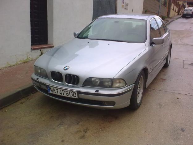 VENDO BMW 535i V8 GRIS PLATA