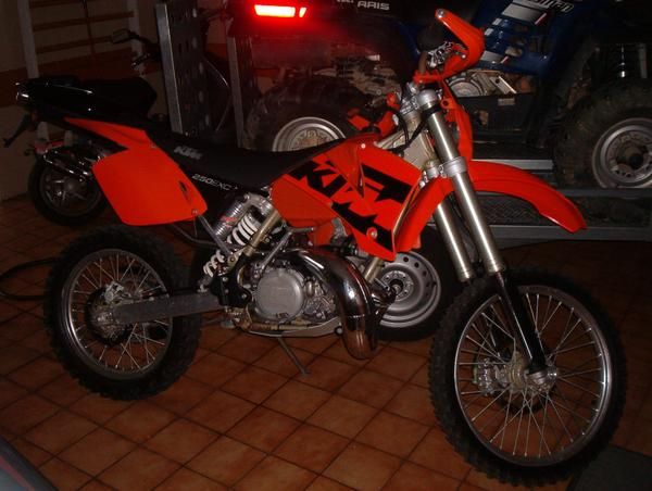 Vendo Ktm 250 exc con extras