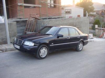 MERCEDES-BENZ - 250 TURBO DIESEL ELEGANSE