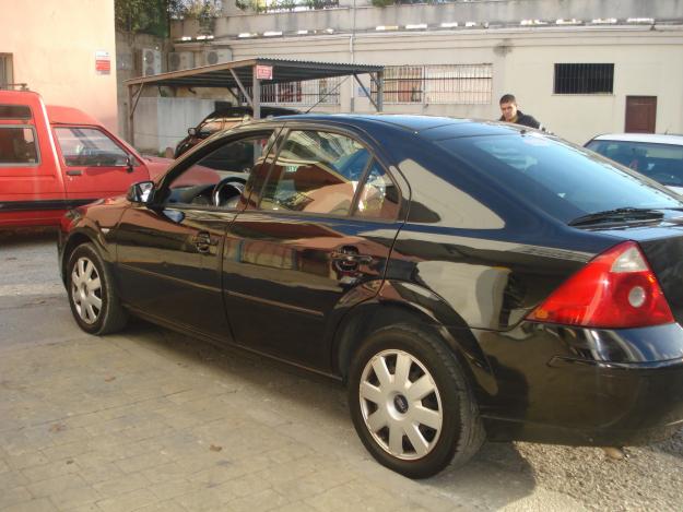 Se vende ford mondeo año 2004