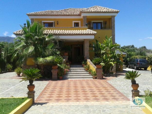 Chalet en venta en Pinos de Alhaurin, Málaga (Costa del Sol)