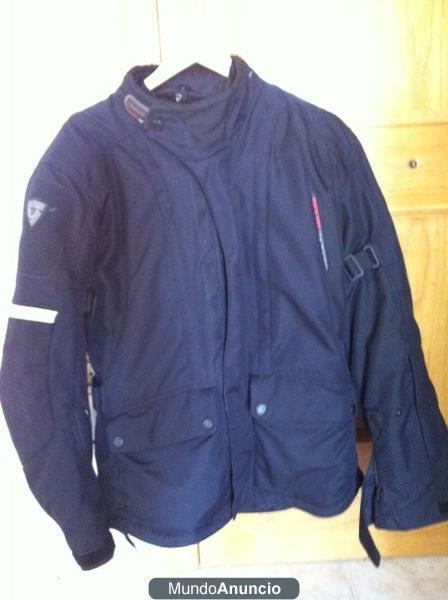 VENDO CHAQUETA DE MOTO REV\'IT