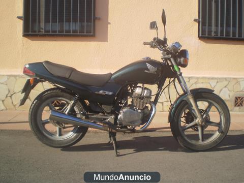 HONDA CB 250 2001