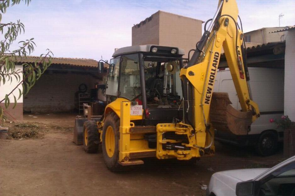 Retroexcavadora mixta New Holland LB 95B