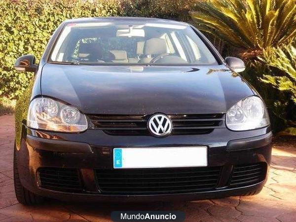 Volkswagen Golf 1.6 FSI Trendline