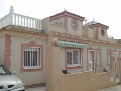 Bungalow con 2 dormitorios se vende en Playa Flamenca, Costa Blanca