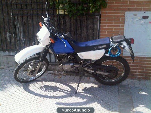 Suzuki DR 125 SE