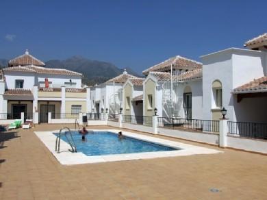 Apartamento con 2 dormitorios se vende en Nerja, Costa del Sol, Axarquia