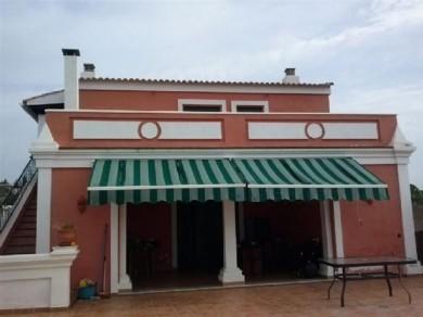 Chalet con 2 dormitorios se vende en Estepona, Costa del Sol