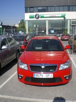 SKODA OCTAVIA NUEVO OCTAVIA COMBI 2.0 TDI CR RS DPF 170 CV   - Navarra