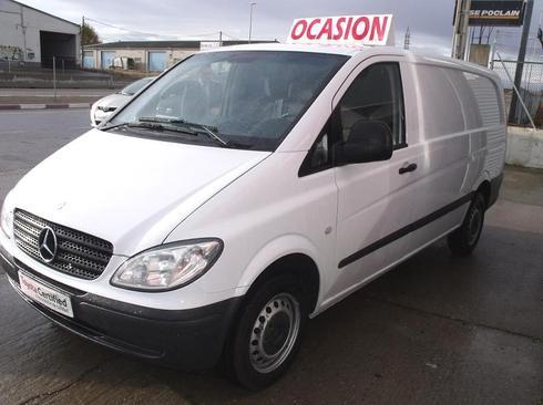 Mercedes Vito 111 CDI FURGÓN LARGO