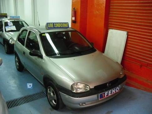 Opel Corsa 1.0 12V CLUB