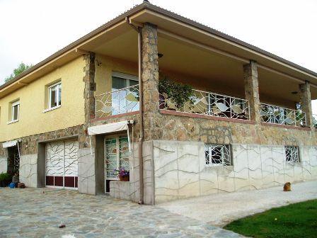 Chalet en Pelayos de la Presa