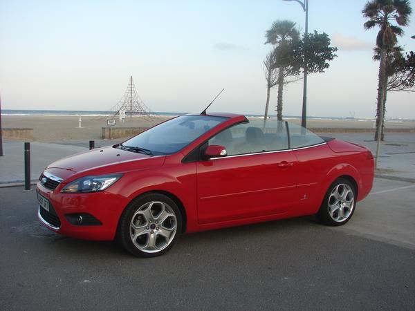 FORD Focus Cabrio Coupe 2.0 145cv Titanium -08