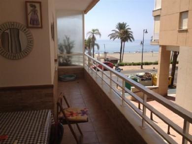 Apartamento con 2 dormitorios se vende en Estepona, Costa del Sol