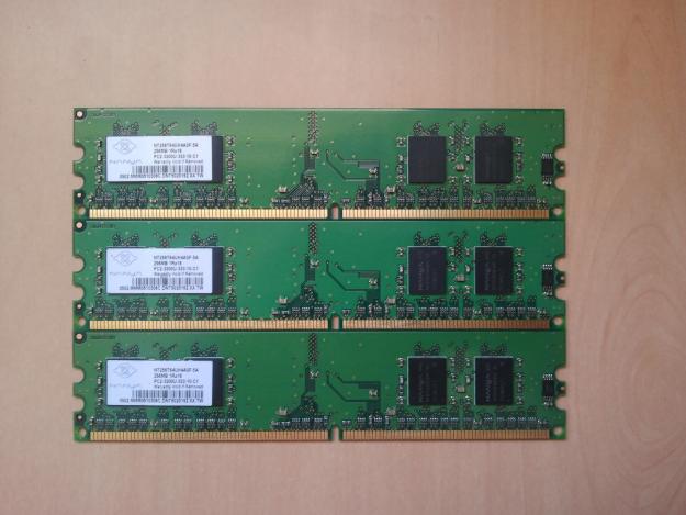 Lote de Memoria RAM DDR2 total 768Mb