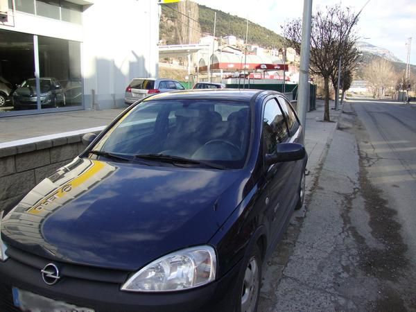 Vendo Opel Corsa 1.7 dti elegance año 2000 140.000km 3800