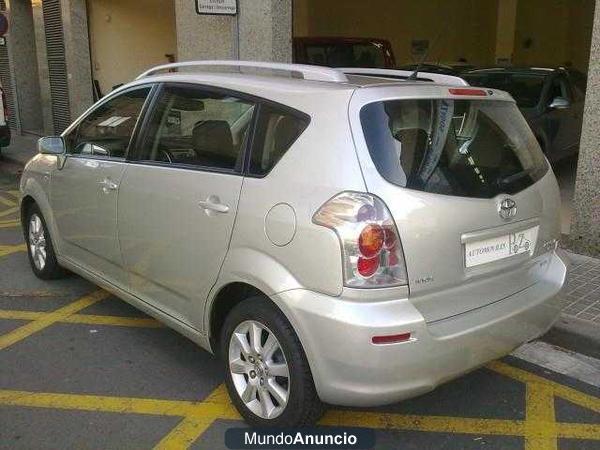 Toyota Corolla Verso 2.2D4D Sol 7- plazas