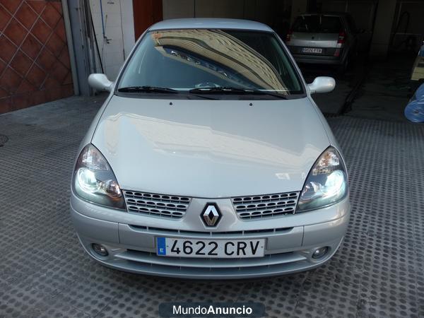 RENAULT CLIO II 1.5 DCI 5 PUERTAS OPORTUNIDAD